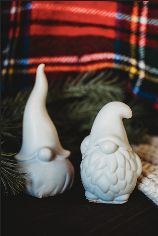 Concrete Figurines & Garnitures
